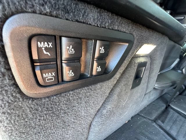 Used 2023 BMW X7 xDrive40i w/ Premium Package AWD/4WD image 10