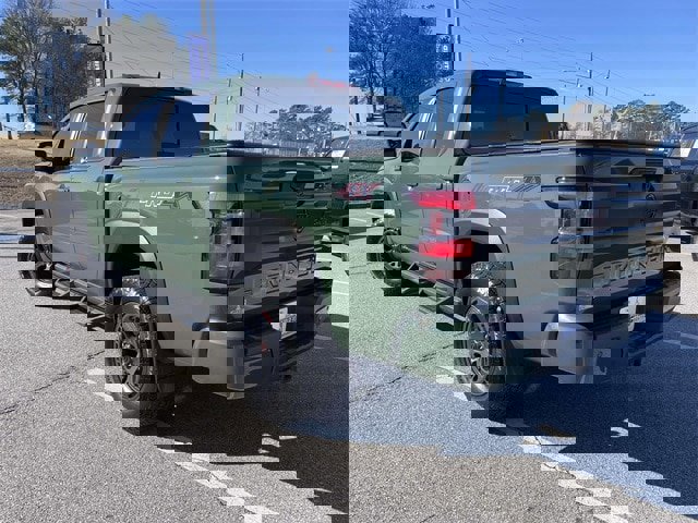 Used 2025 Nissan Frontier PRO-4X w/ Pro Convenience Package image 29