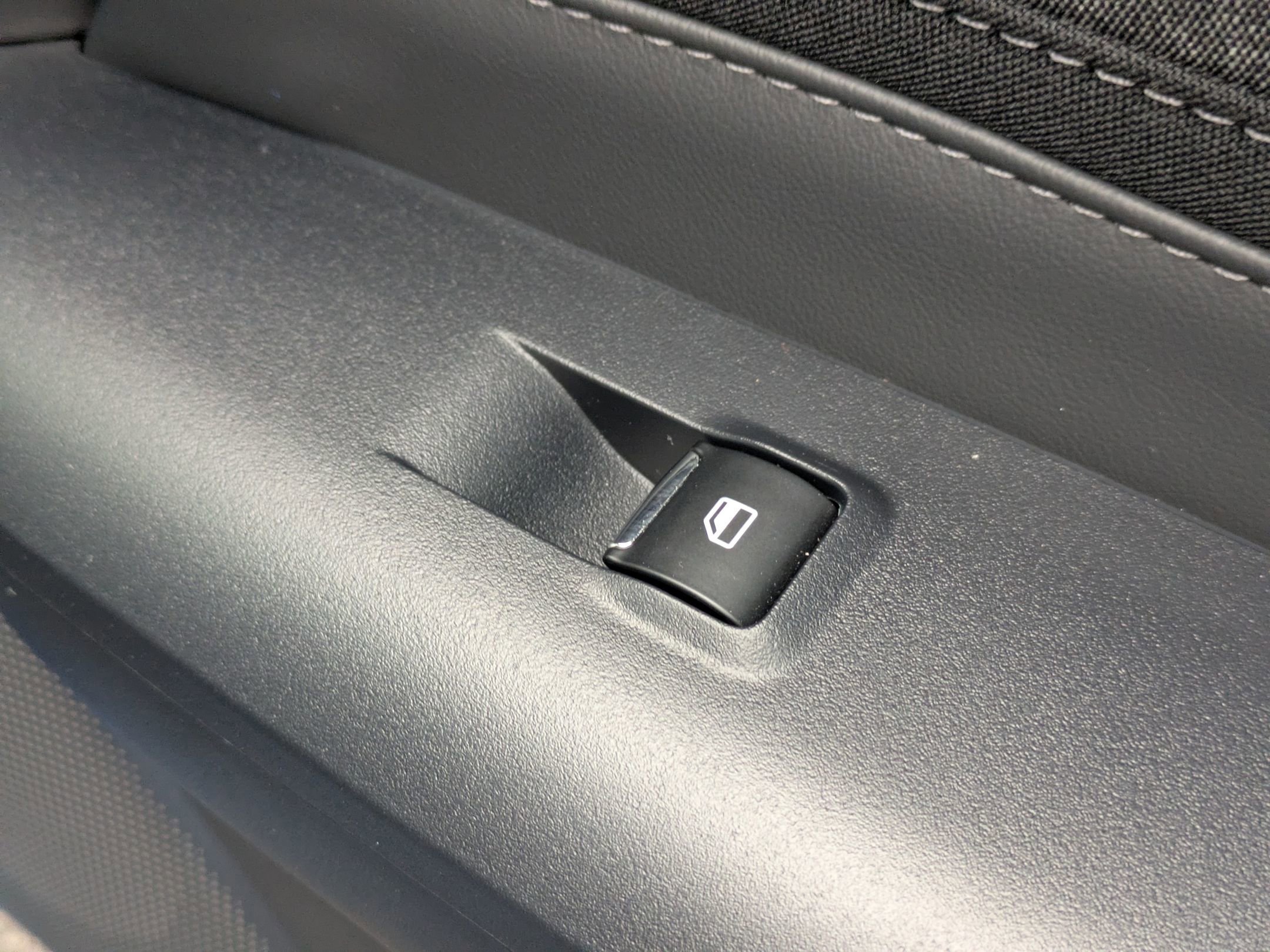 Certified 2024 Ford Mustang Coupe image 27