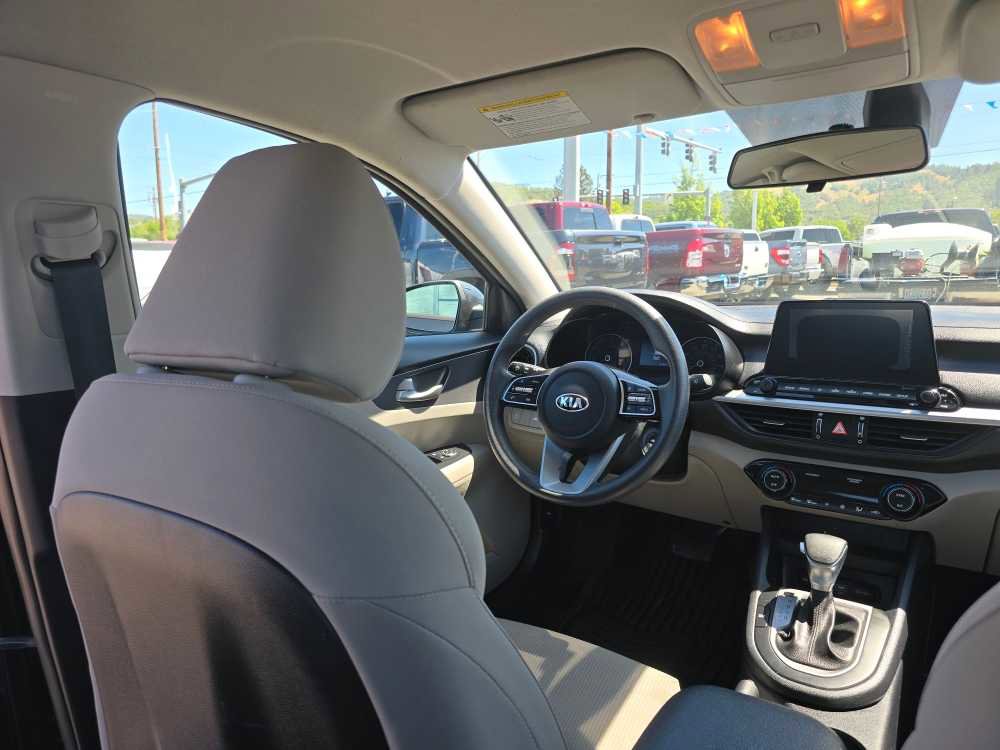Used 2019 Kia Forte LXS FWD image 10
