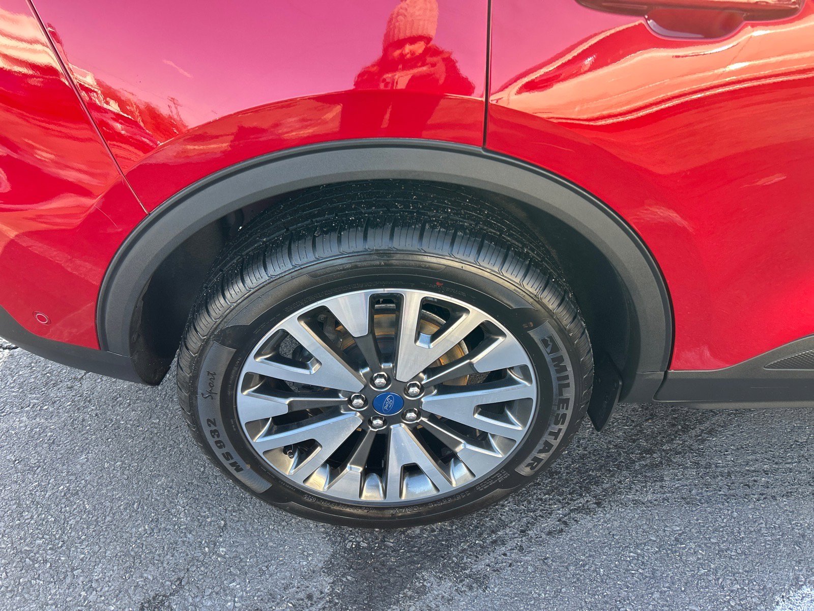 Certified 2020 Ford Escape Titanium image 33