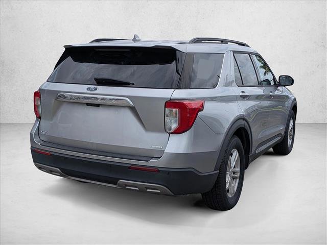 Certified 2020 Ford Explorer XLT w/ Equipment Group 202A RWD image 4