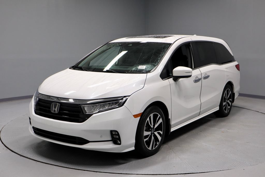 Used 2023 Honda Odyssey Touring image 7