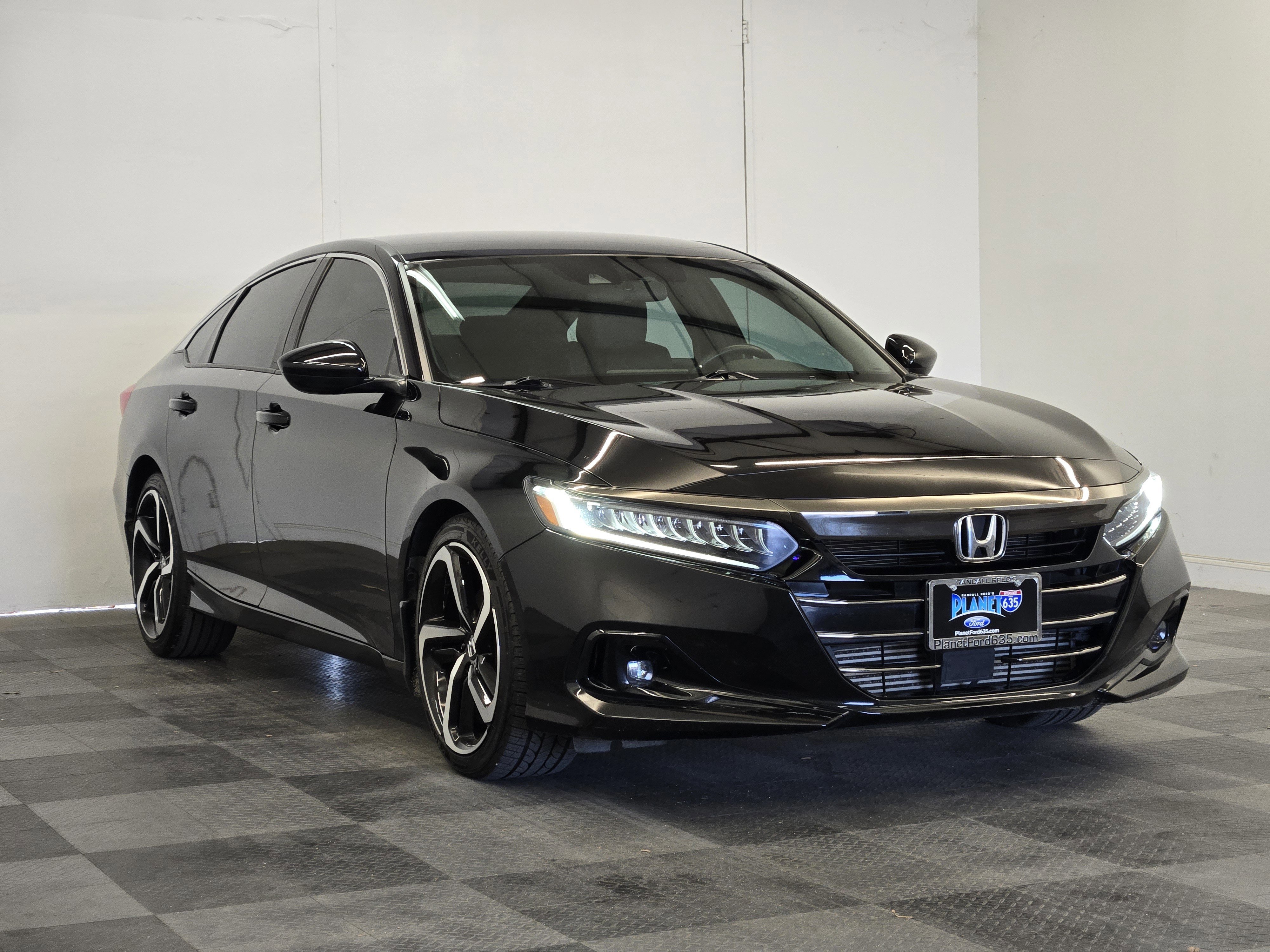 Used 2022 Honda Accord Sport image 6