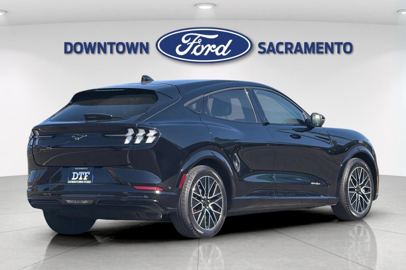 Certified 2024 Ford Mustang Mach-E Premium RWD image 3