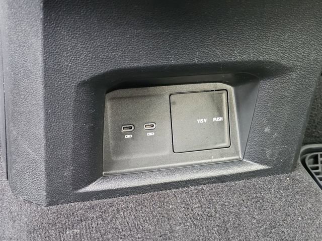 Used 2021 Volkswagen Atlas SE image 18