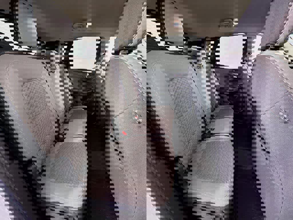 Certified 2020 Ford Escape SE image 31