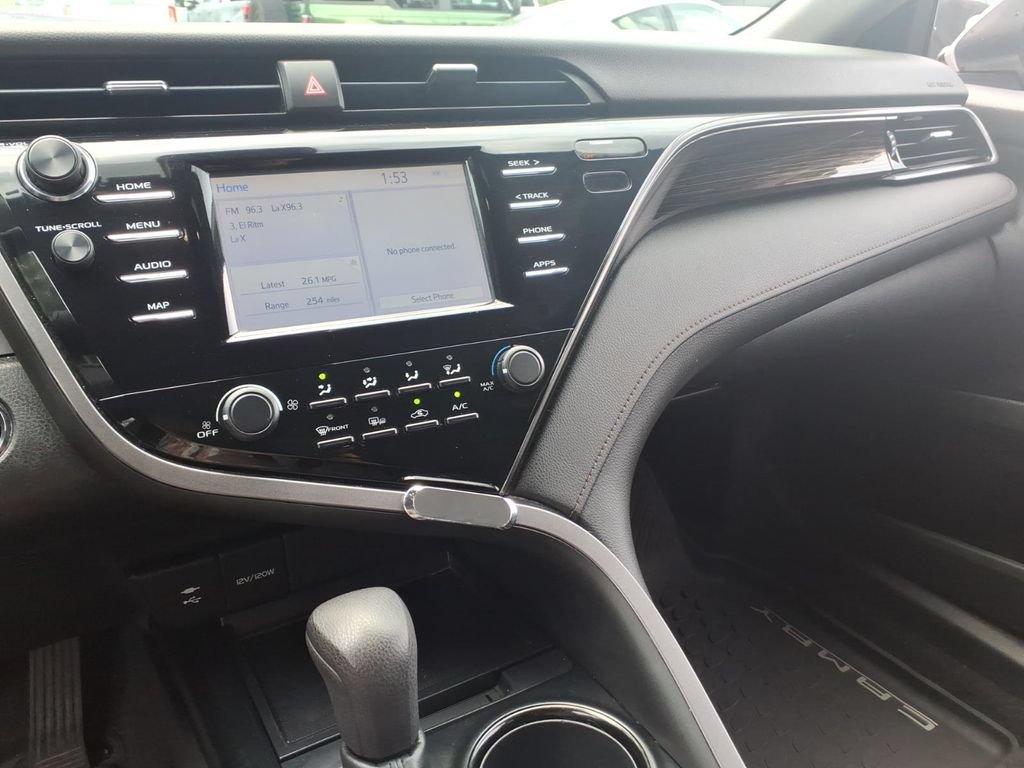 Used 2019 Toyota Camry LE w/ Convenience Package FWD image 24