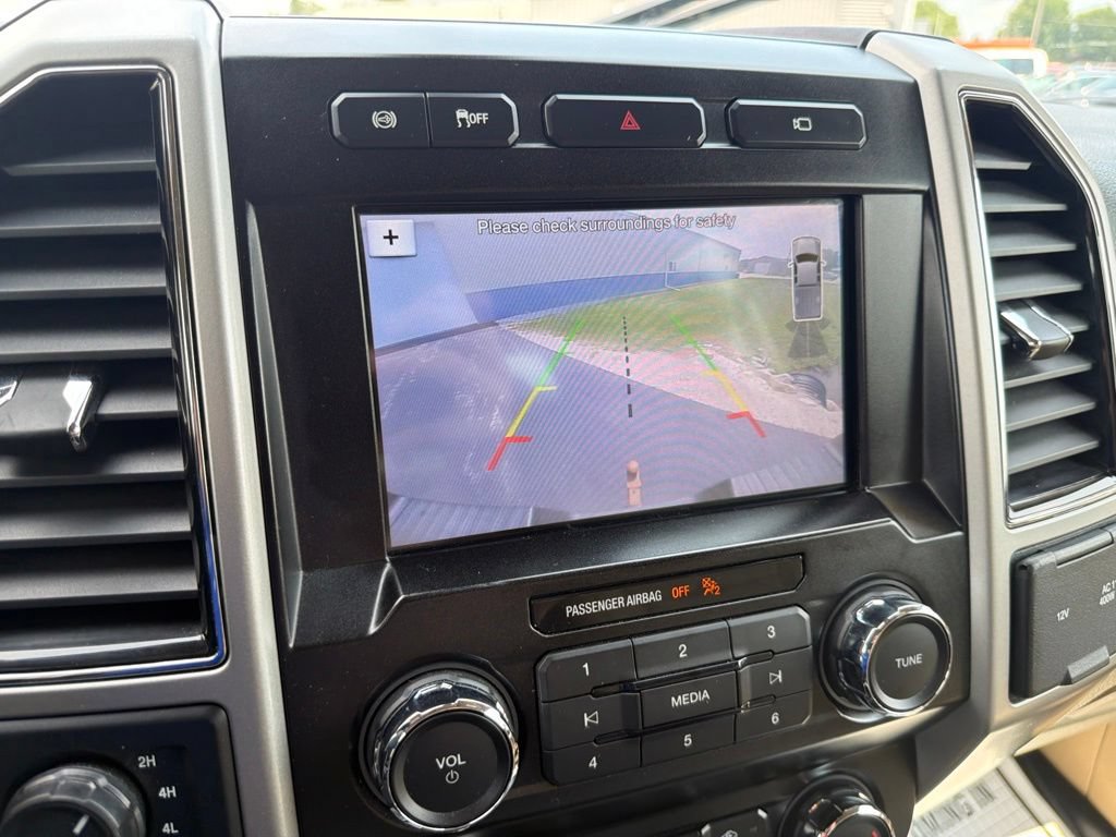 Certified 2019 Ford F250 Lariat w/ Lariat Ultimate Package AWD/4WD image 18
