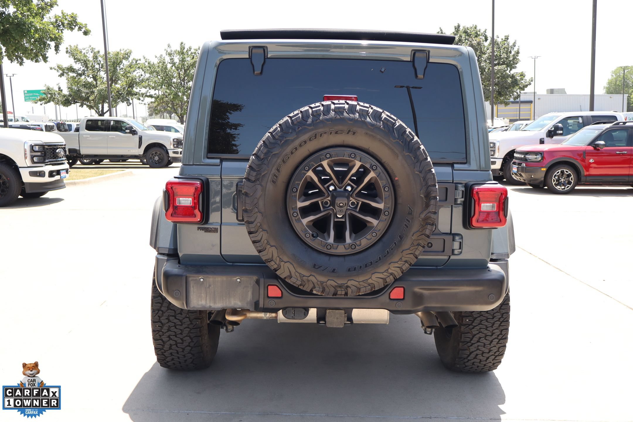 Used 2025 Jeep Wrangler Unlimited Rubicon 392 AWD/4WD image 4