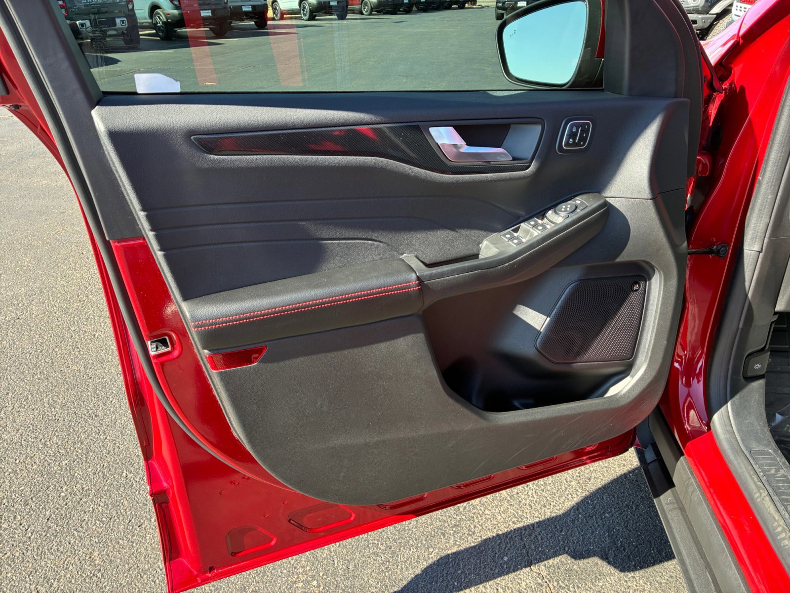 Certified 2023 Ford Escape ST-Line Select w/ Tech Pack #2 image 13