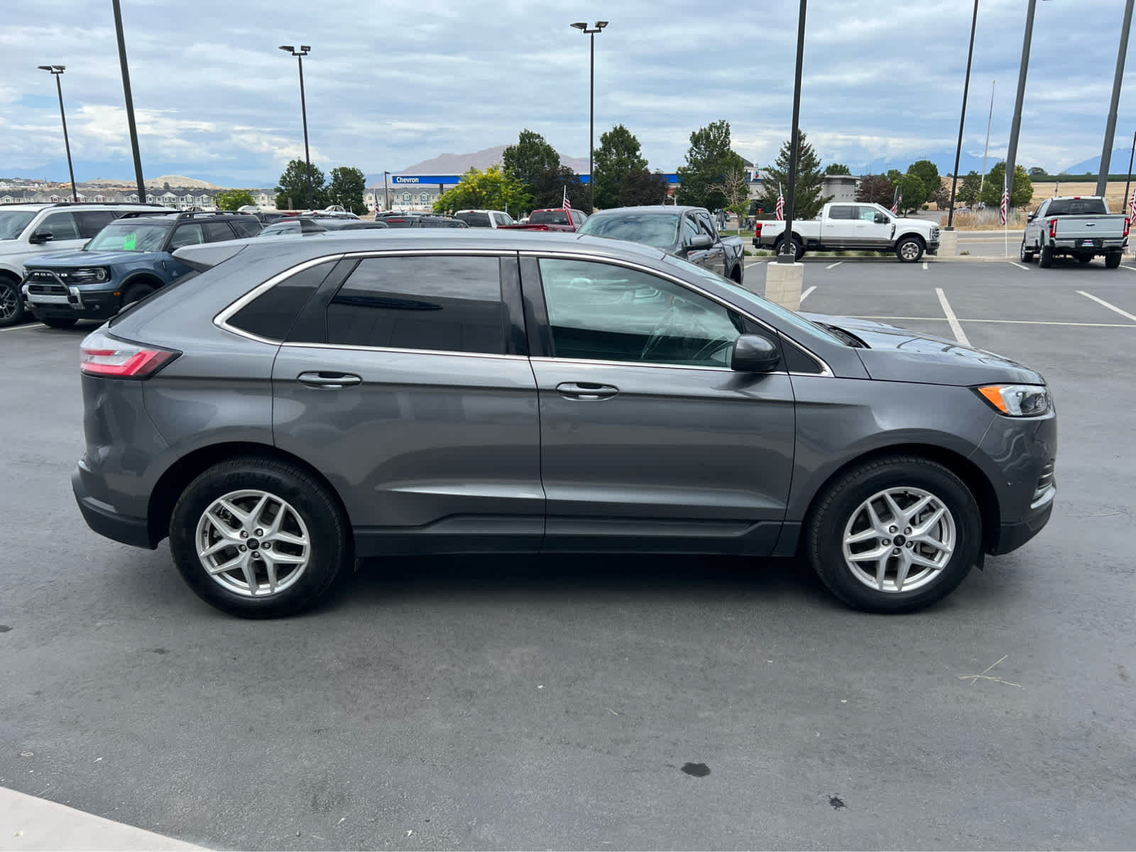Certified 2024 Ford Edge SEL AWD/4WD image 6