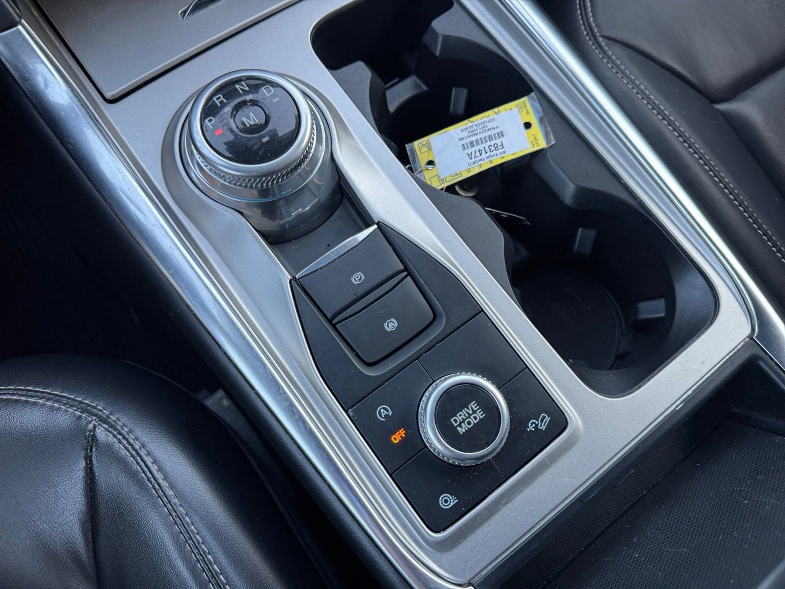 Certified 2021 Ford Explorer XLT w/ Equipment Group 202A image 23