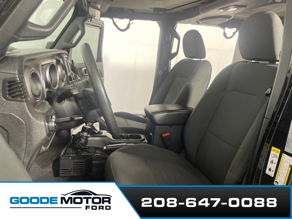 Used 2018 Jeep Wrangler Unlimited Sport AWD/4WD image 10