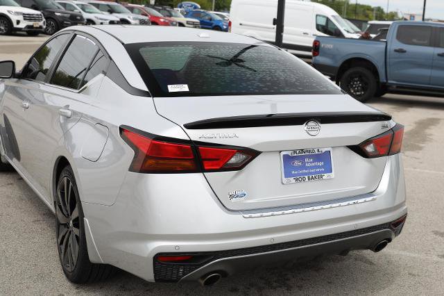 Used 2020 Nissan Altima 2.5 SR w/ Premium Package FWD image 14