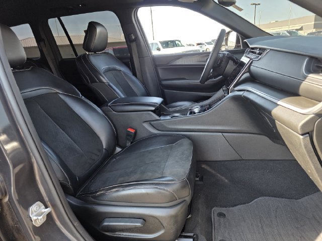 Used 2024 Jeep Grand Cherokee Altitude AWD/4WD image 28