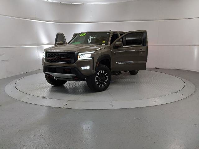 Used 2023 Nissan Frontier PRO-4X w/ Pro Convenience Package image 2
