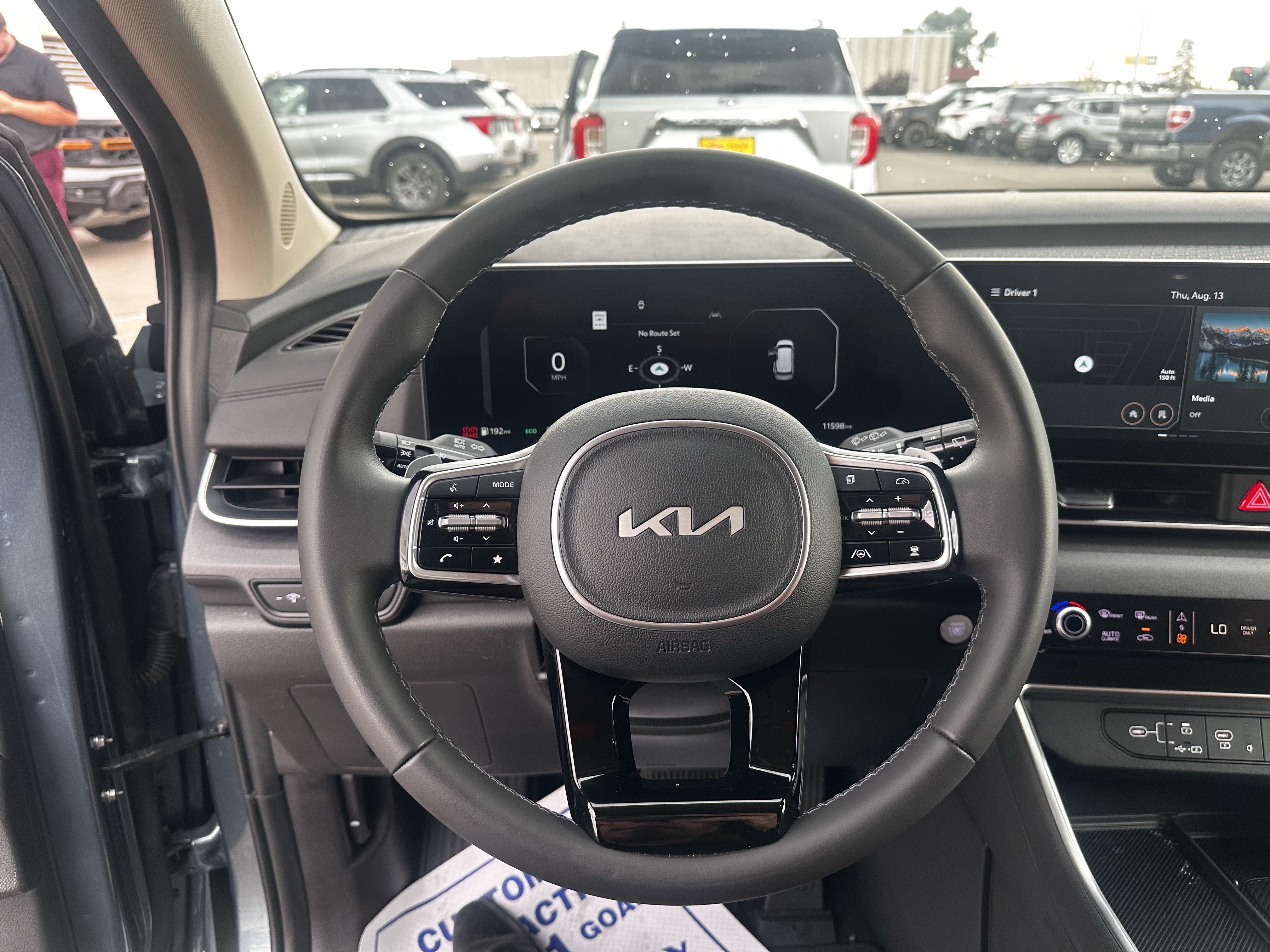 Used 2026 Kia Carnival SX FWD image 15