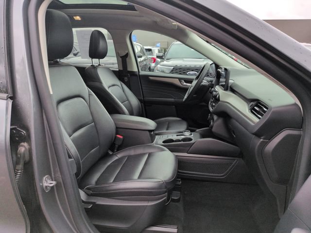Certified 2022 Ford Escape SEL AWD/4WD image 16