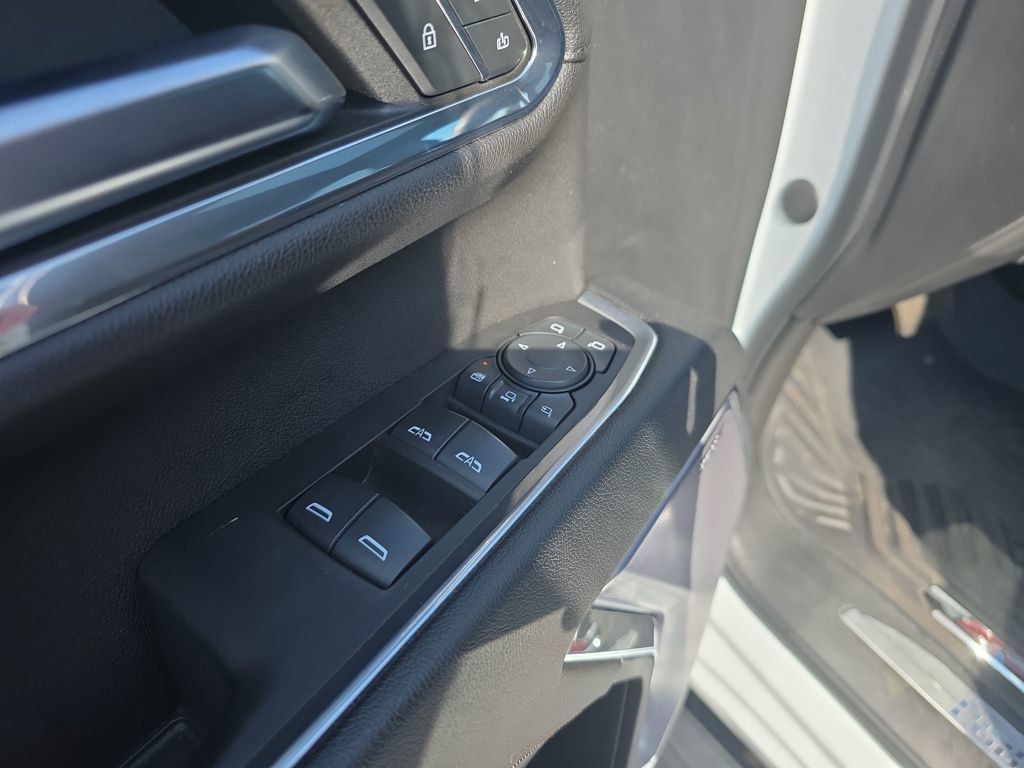 Used 2024 Chevrolet Silverado 2500 High Country w/ Technology Package image 21