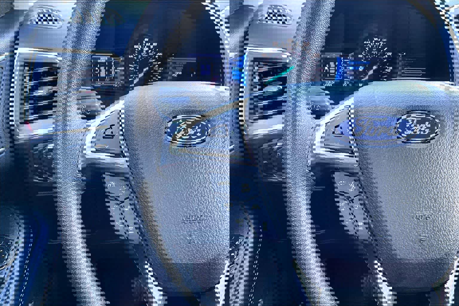 Certified 2024 Ford Edge Titanium w/ Equipment Group 301A image 24