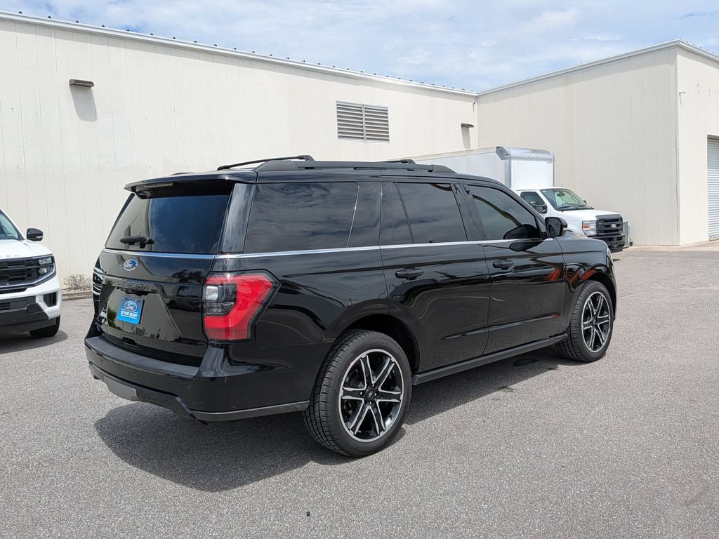 Certified 2019 Ford Expedition Limited w/ Equipment Group 303A RWD image 7
