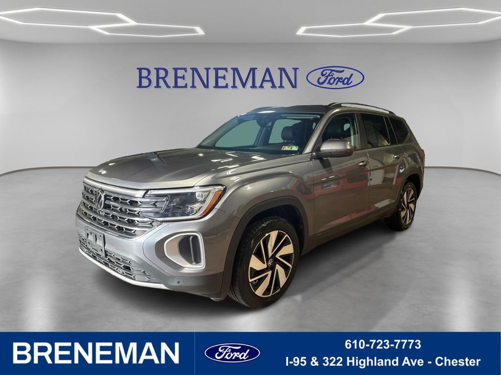 Used 2025 Volkswagen Atlas SE AWD/4WD image 1