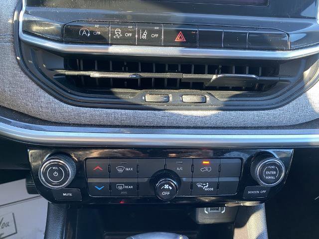 Used 2022 Jeep Compass Latitude image 22