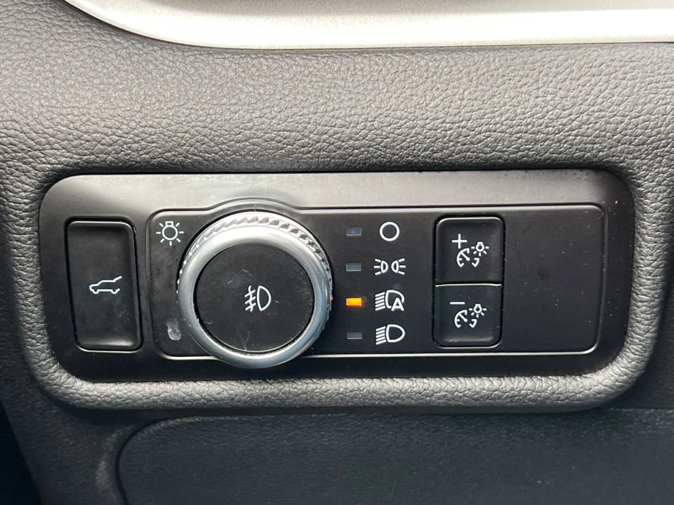 Certified 2023 Ford Explorer XLT w/ Equipment Group 202A image 24