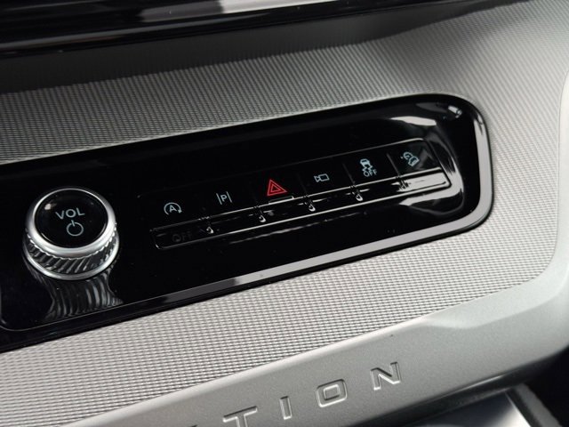 Certified 2025 Ford Expedition Max Active image 19