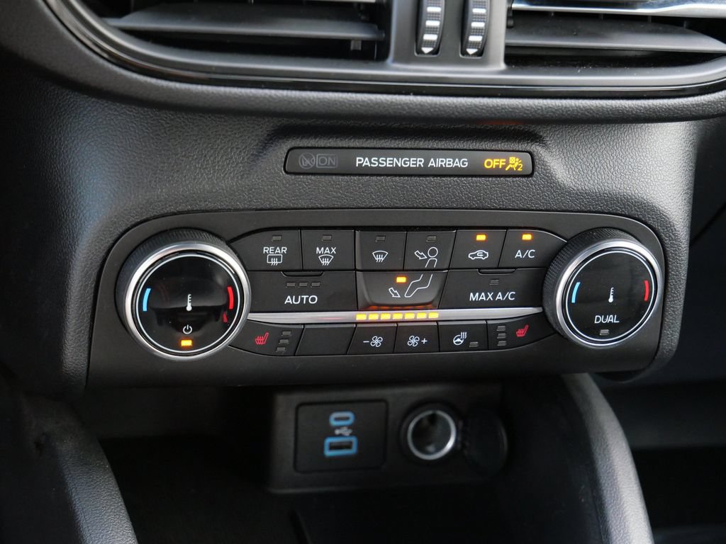 Certified 2023 Ford Escape ST-Line AWD/4WD image 24