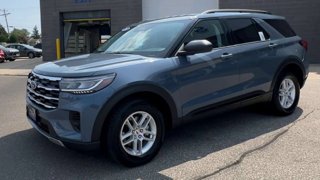 Certified 2026 Ford Explorer Active AWD/4WD image 5