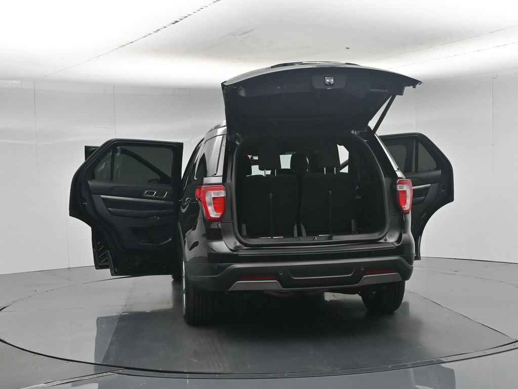 Certified 2019 Ford Explorer XLT FWD image 40
