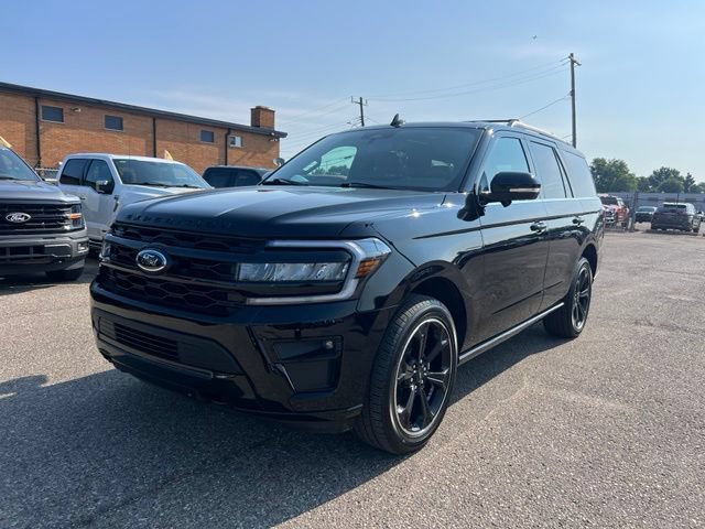Certified 2023 Ford Expedition Limited AWD/4WD image 30
