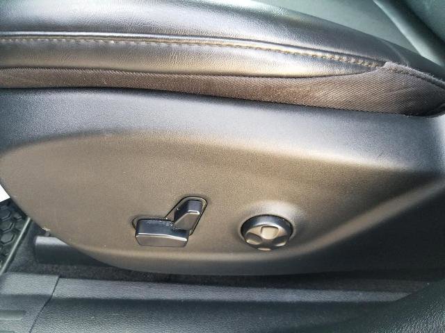 Used 2020 Jeep Cherokee Latitude Plus image 14