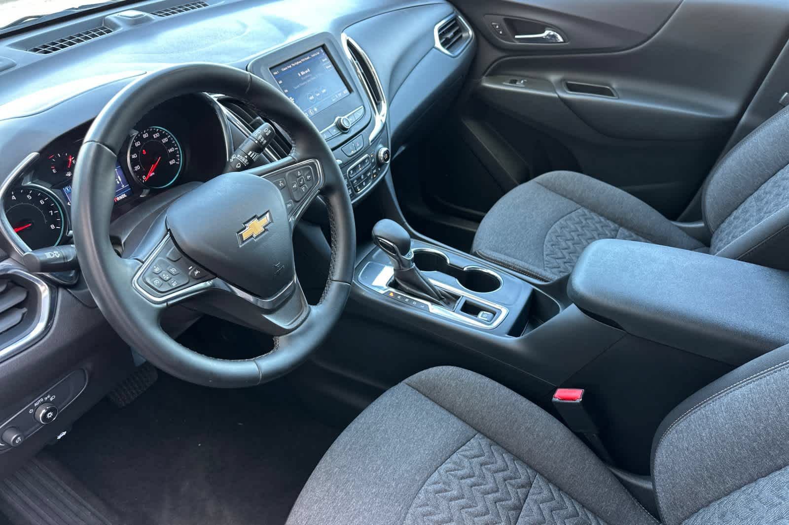 Used 2023 Chevrolet Equinox LT w/ Driver Convenience Package FWD image 12