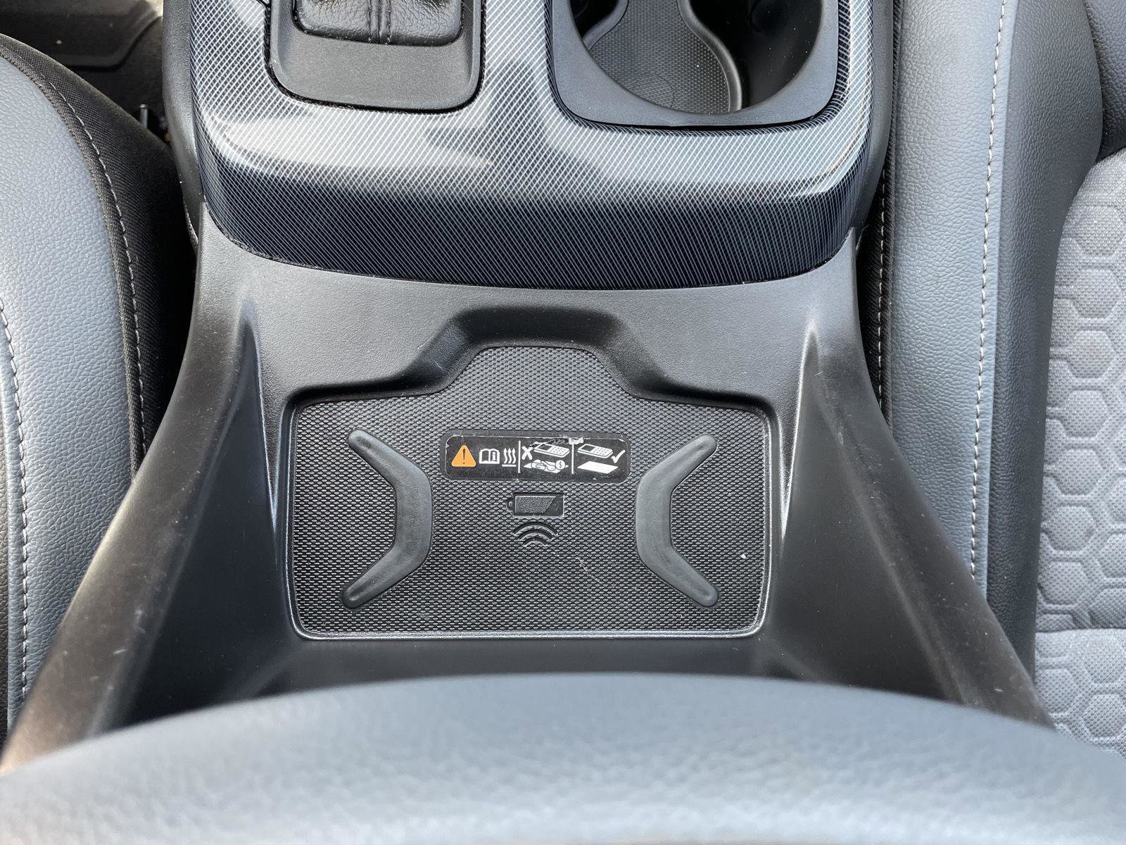 Used 2022 Chevrolet Colorado Z71 AWD/4WD image 31