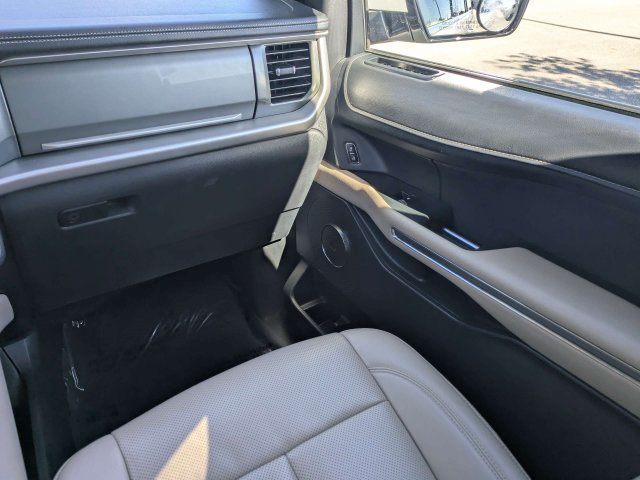 Certified 2024 Ford Expedition Max XLT RWD image 18