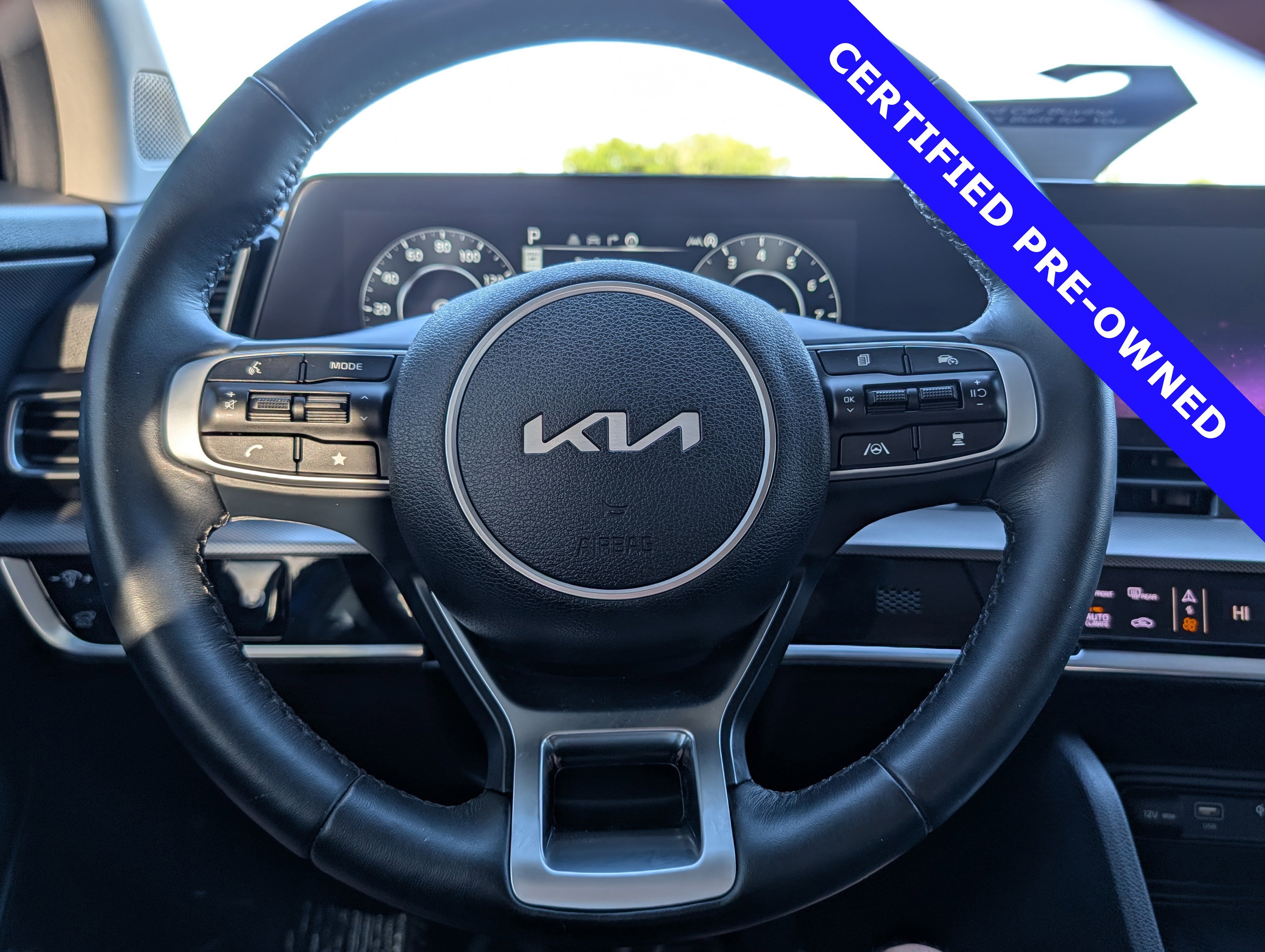 Used 2024 Kia Sportage SX image 28