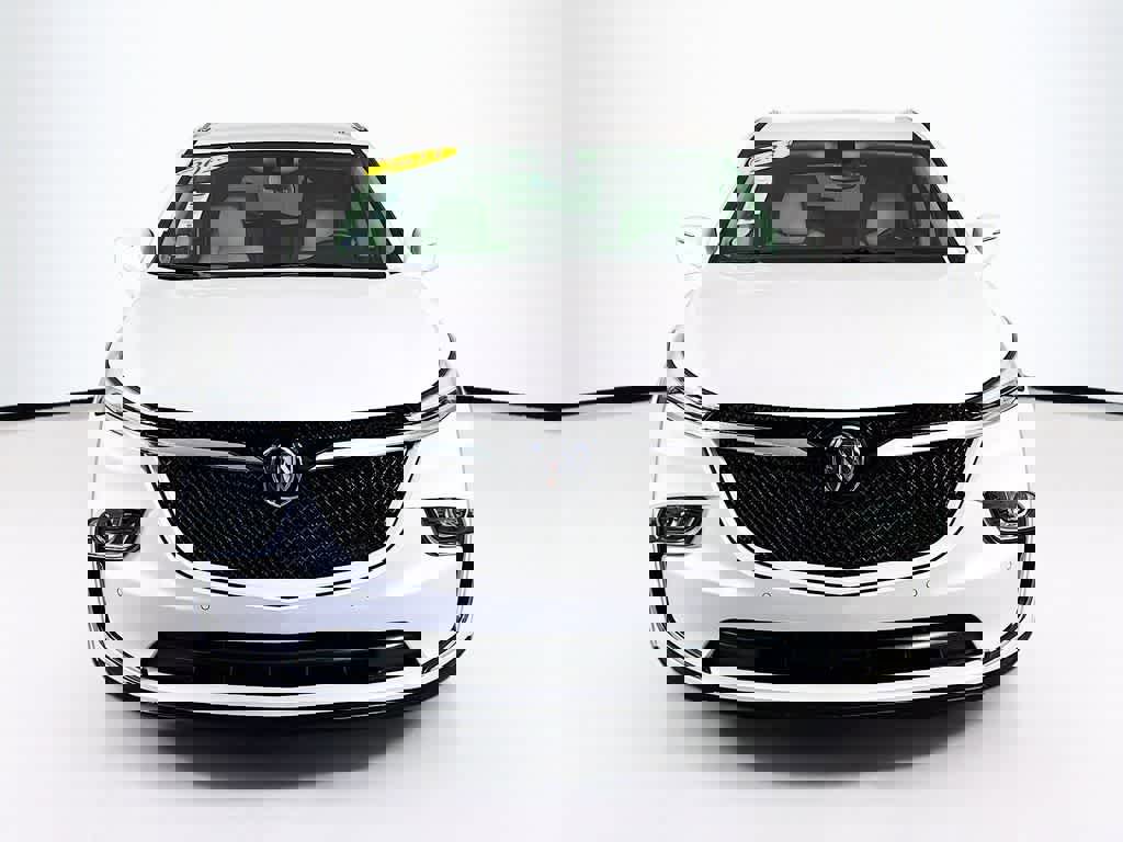 Used 2023 Buick Enclave Essence w/ Sport Touring Edition image 6