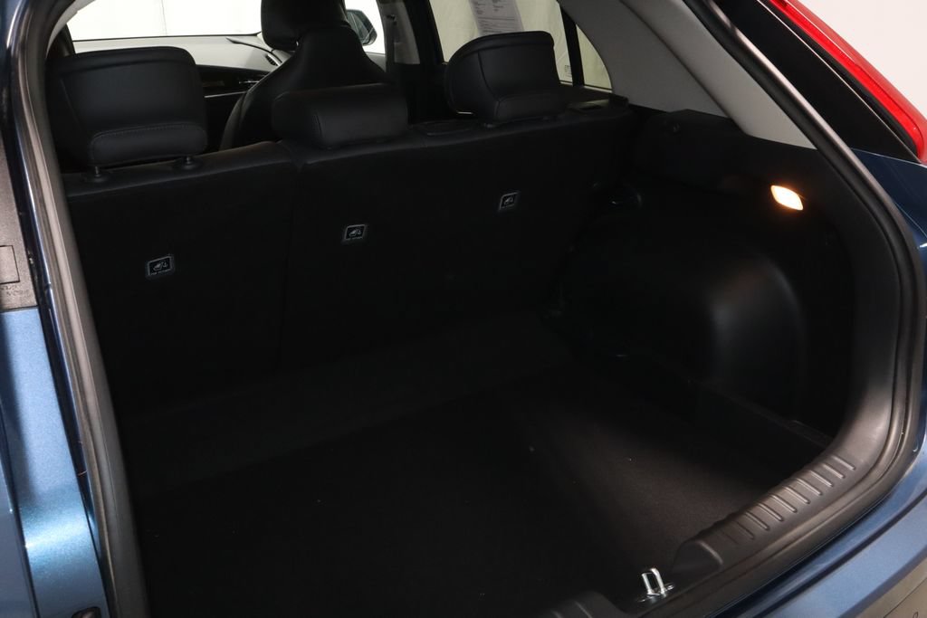 Used 2025 Kia Niro EX FWD image 18