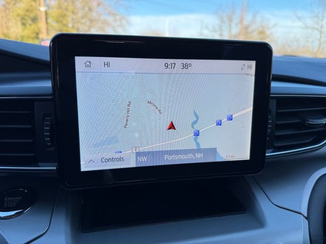 Certified 2022 Ford Explorer XLT w/ Equipment Group 202A image 18