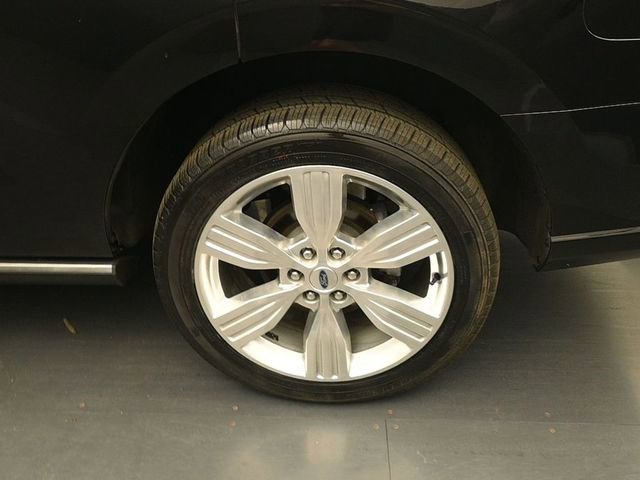 Certified 2023 Ford Expedition Platinum image 9