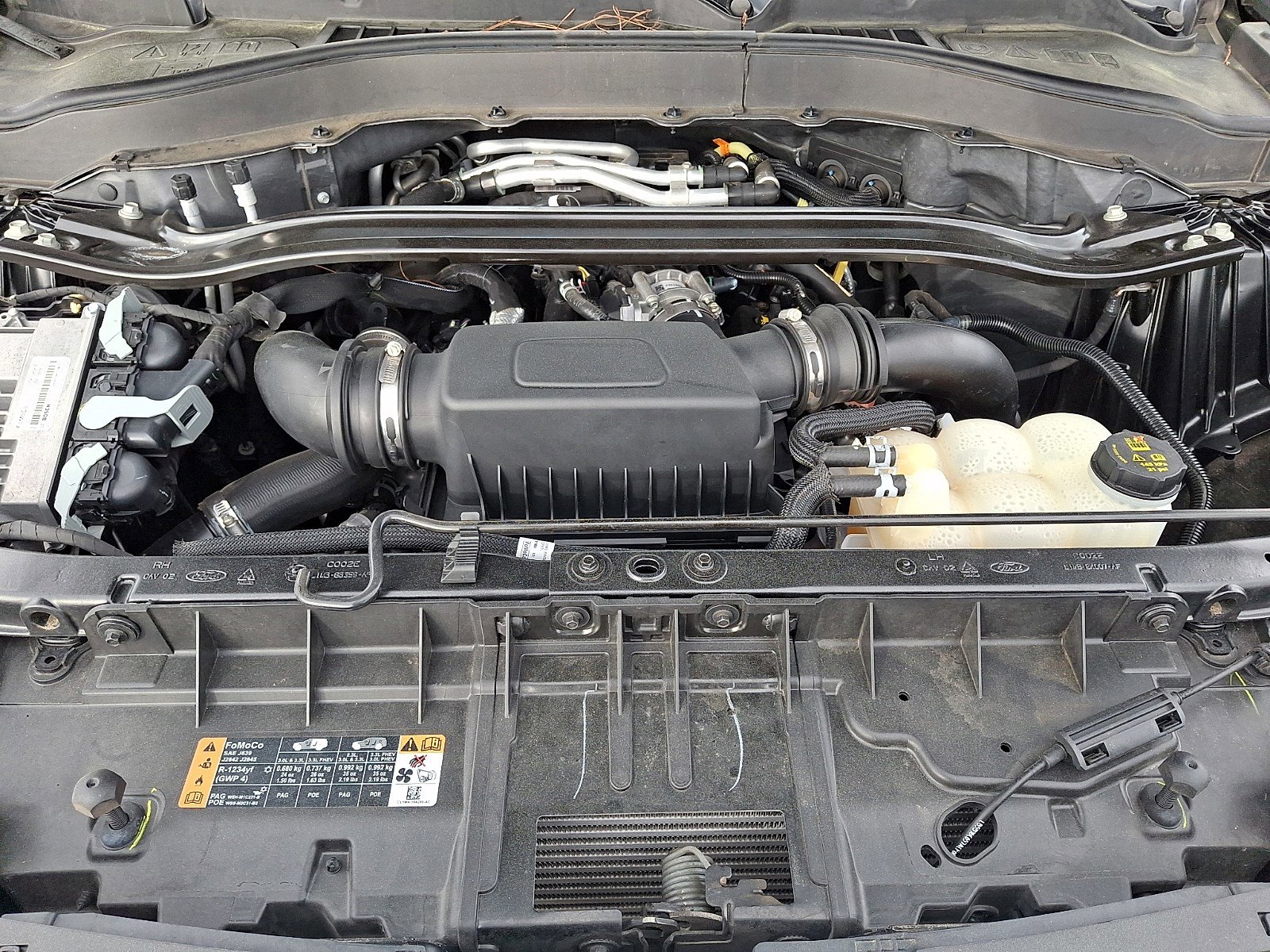 Certified 2021 Ford Explorer Platinum w/ Equipment Group 601A image 28