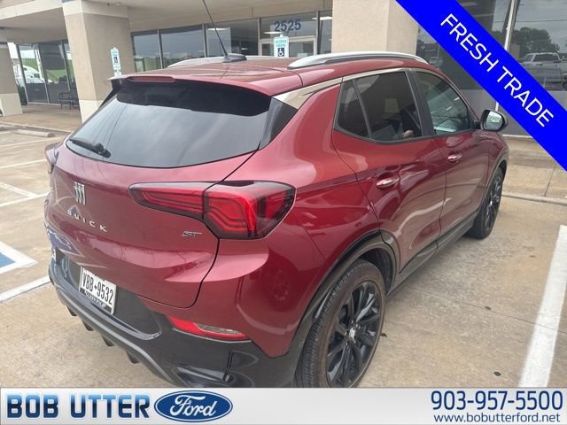 Used 2024 Buick Encore GX Sport Touring w/ Experience Buick Package FWD image 3