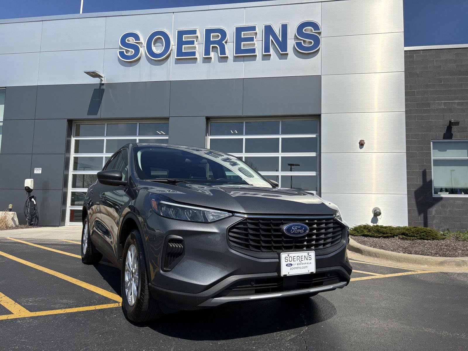 Certified 2024 Ford Escape Active image 1