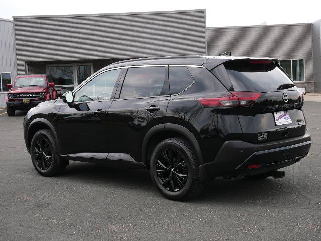 Used 2023 Nissan Rogue SV w/ SV Premium Package AWD/4WD image 3