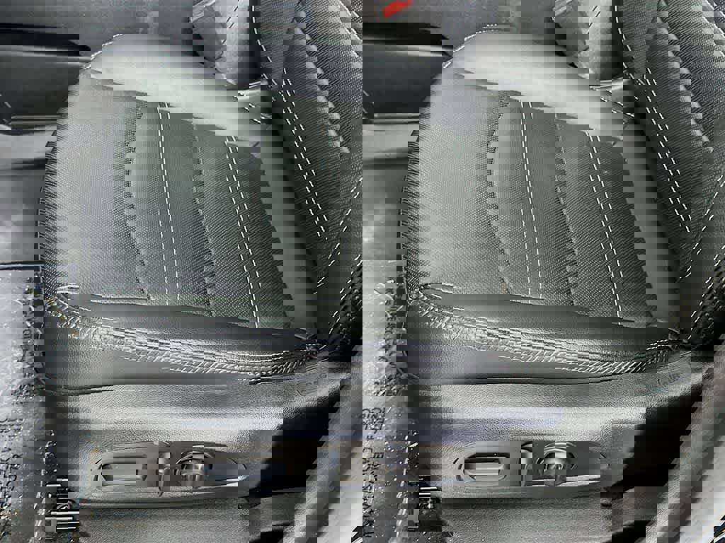 Used 2022 GMC Terrain Denali w/ Denali Premium Package image 30