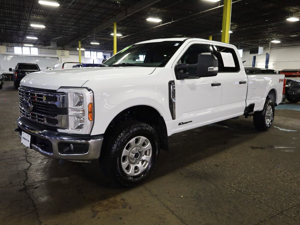 Certified 2024 Ford F350 XLT w/ FX4 Off-Road Package AWD/4WD image 3