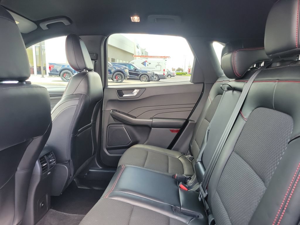 Certified 2023 Ford Escape ST-Line w/ Tech Pack #1 FWD image 14
